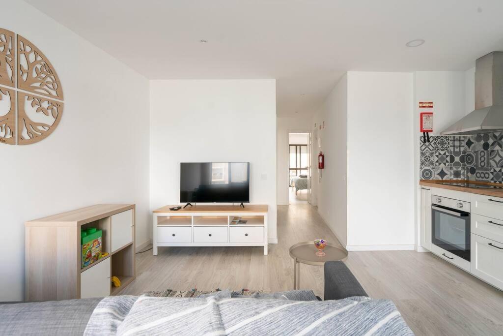 Casa Oliveira - Sunny 2-Bed Retreat Steps From The Beach Armacao de Pera Ngoại thất bức ảnh