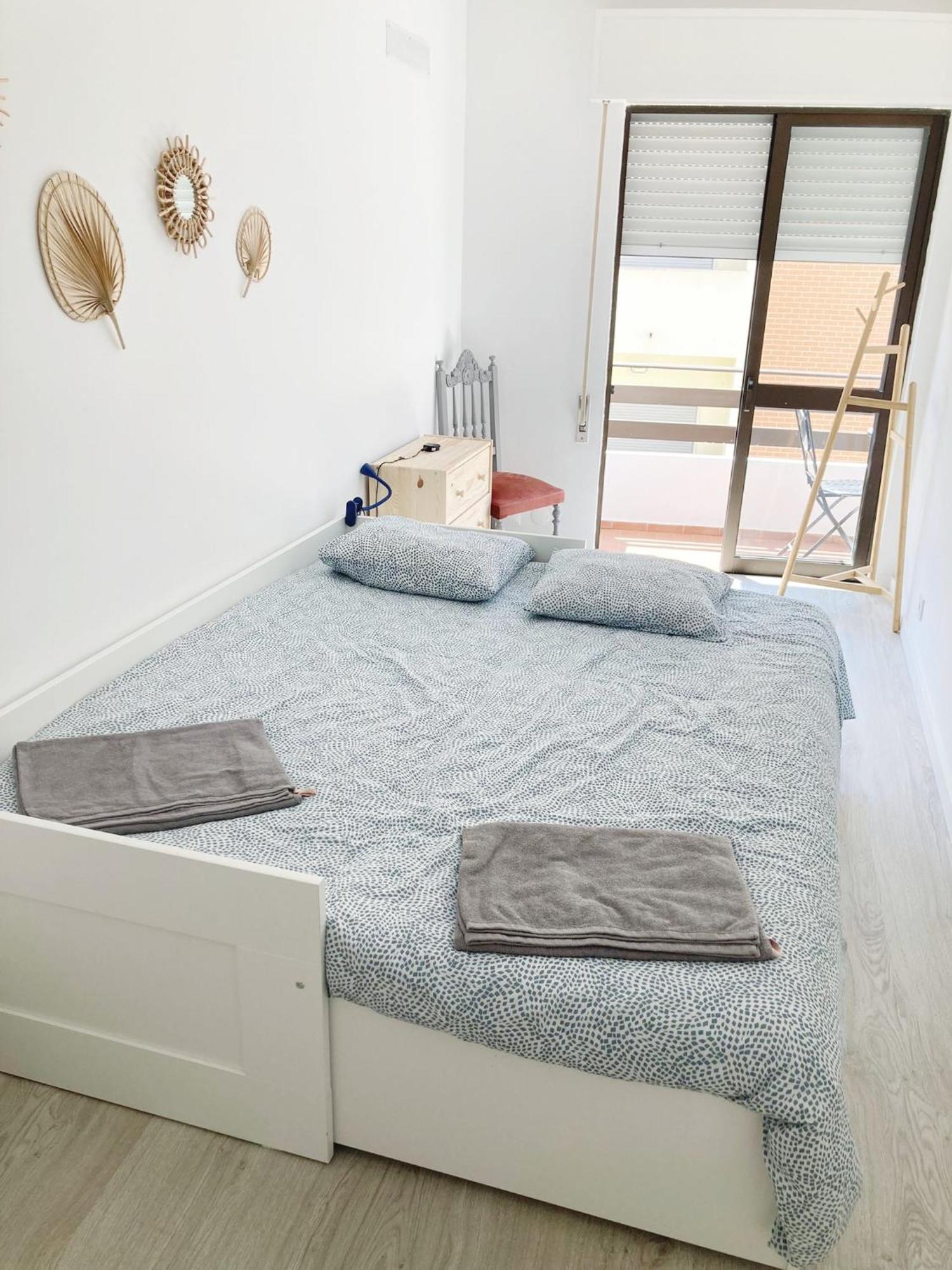 Casa Oliveira - Sunny 2-Bed Retreat Steps From The Beach Armacao de Pera Ngoại thất bức ảnh